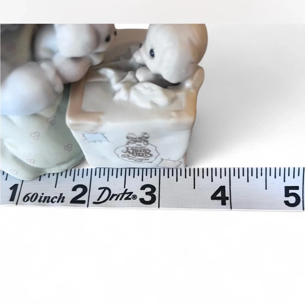 Precious Moments Figurine - ‘Always room for one more’